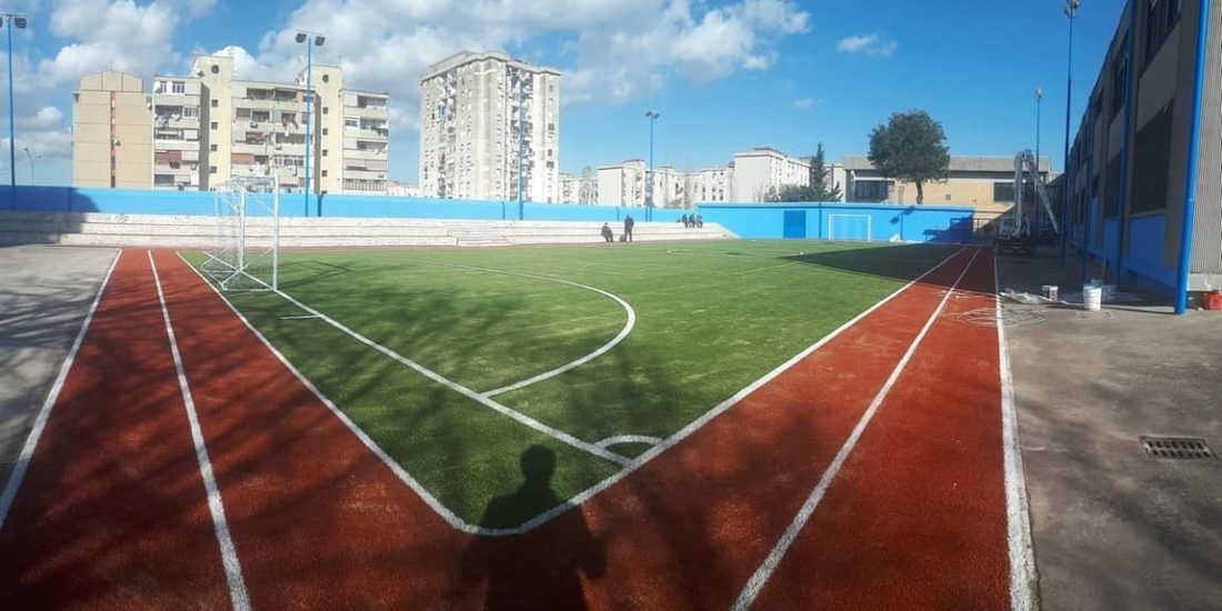 Il campo di calcio del Conocal a Ponticelli (NA)